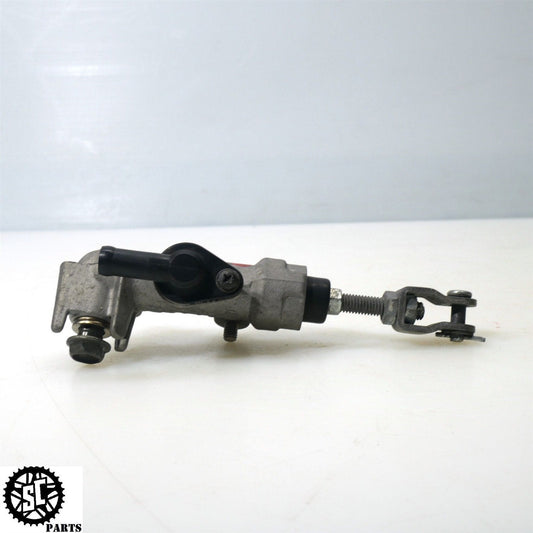 01 - 07 SUZUKI HAYABUSA REAR BRAKE MASTER CYLINDER S31 - SALVAGECYCLEPARTS
