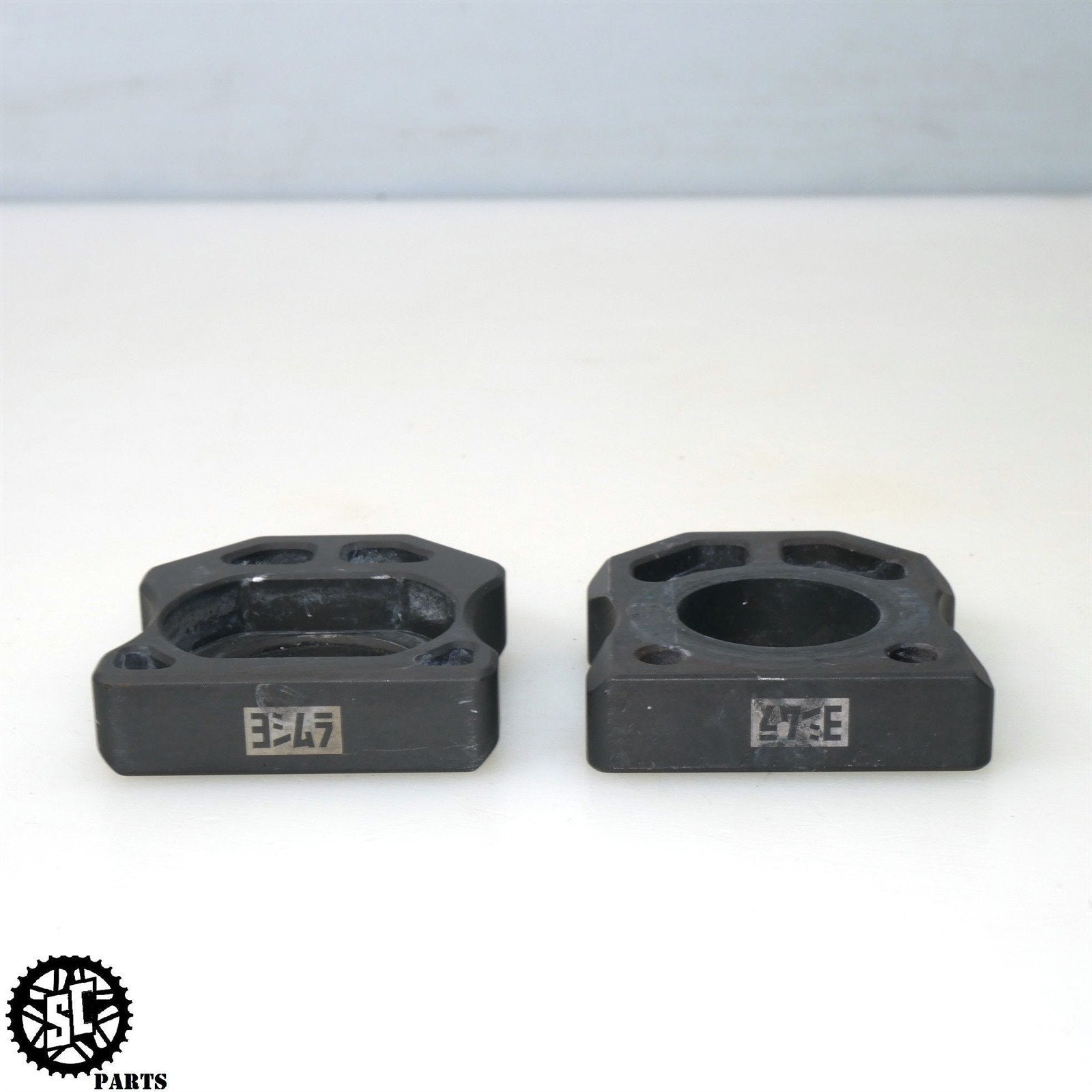 01 - 08 GSXR 1000 S1000RR 15 - 19 YOSHIMURA AXLE BLOCKS ADJUSTER S52 010HA111810 - SALVAGECYCLEPARTS