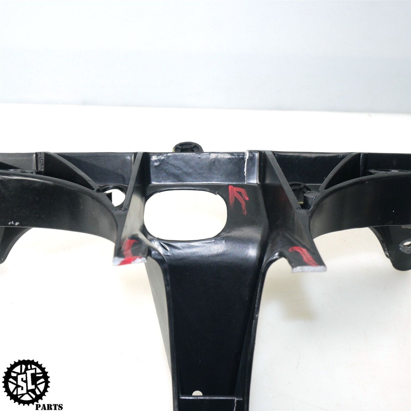 02 03 2003 YAMAHA YZF R1 UPPER FAIRING STAY MIRROR BRACKET Y40 - SALVAGECYCLEPARTS