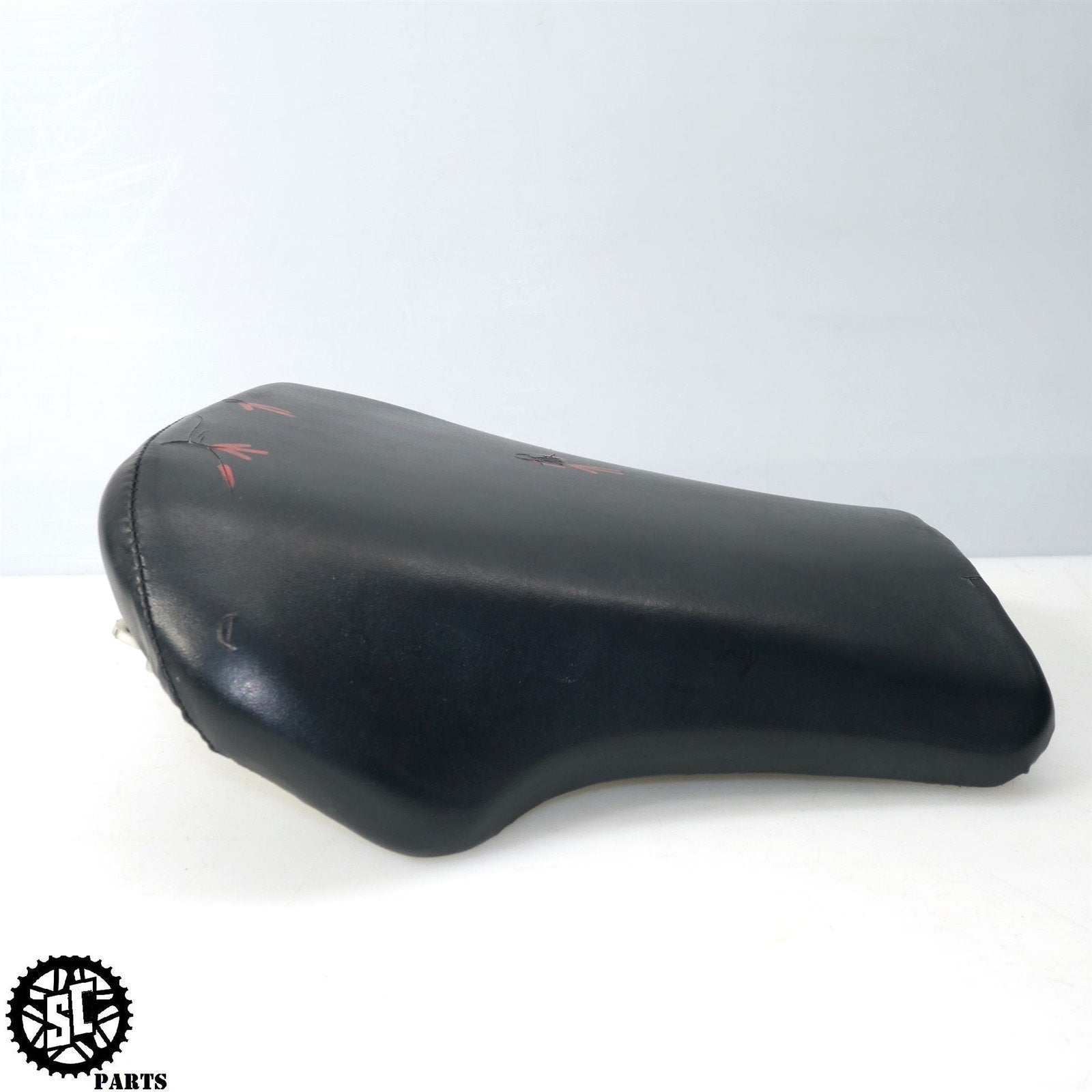 02 03 HONDA CBR954RR FRONT SEAT H29 - SALVAGECYCLEPARTS