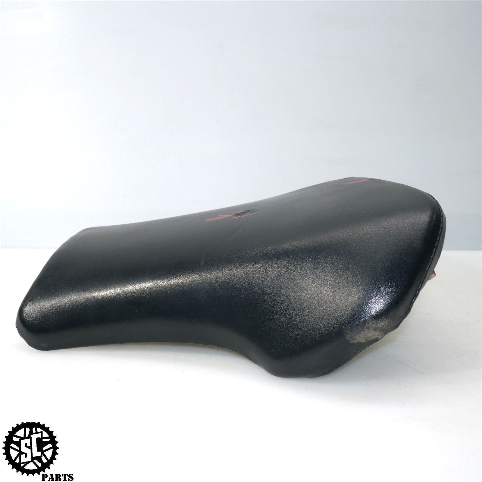 02 03 HONDA CBR954RR FRONT SEAT H29 - SALVAGECYCLEPARTS