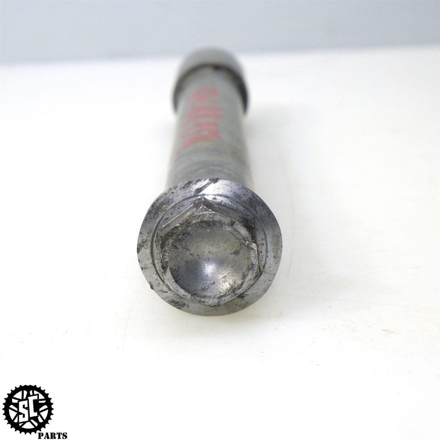 02 03 HONDA CBR954RR FRONT WHEEL AXLE H29 - SALVAGECYCLEPARTS