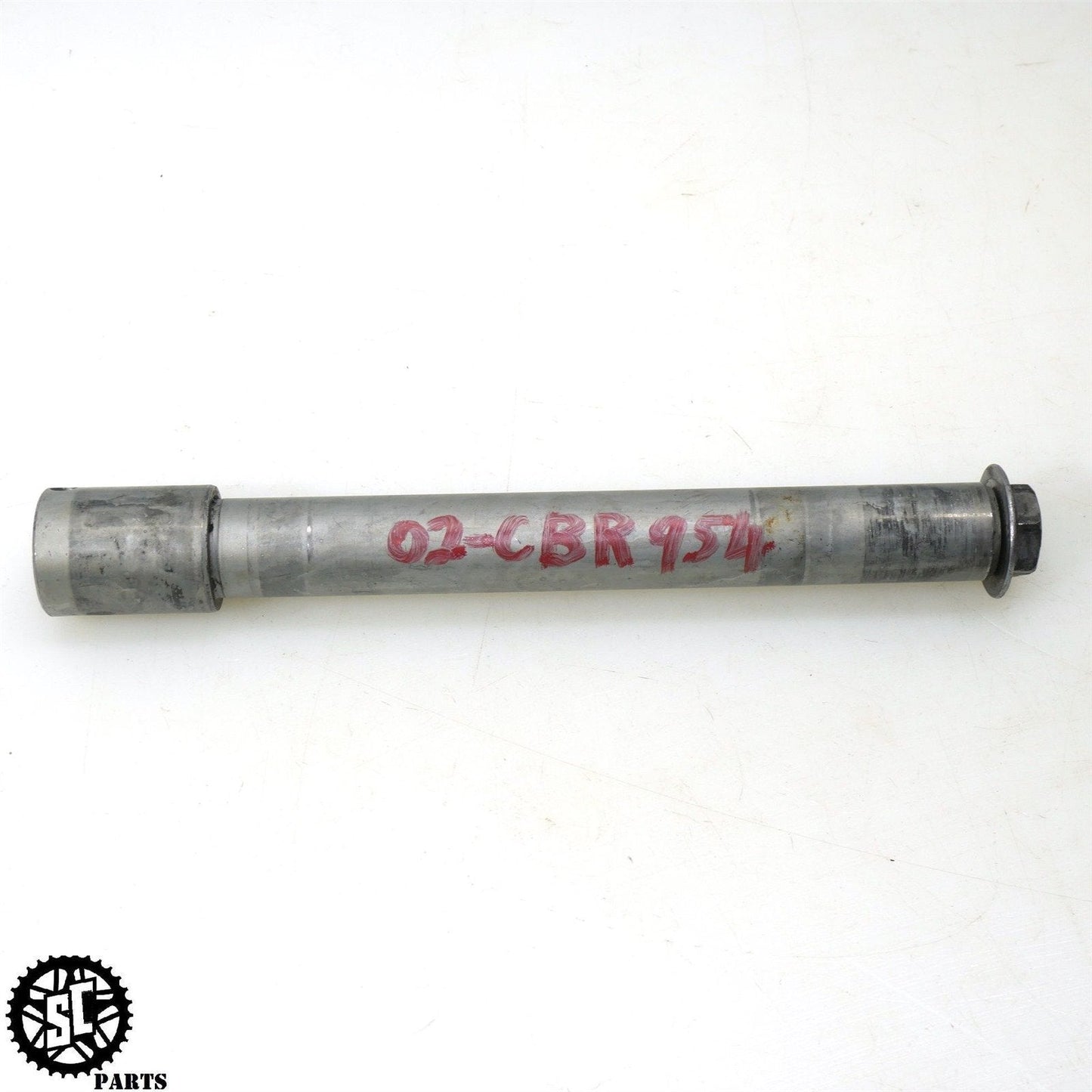 02 03 HONDA CBR954RR FRONT WHEEL AXLE H29 - SALVAGECYCLEPARTS