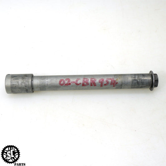 02 03 HONDA CBR954RR FRONT WHEEL AXLE H29 - SALVAGECYCLEPARTS