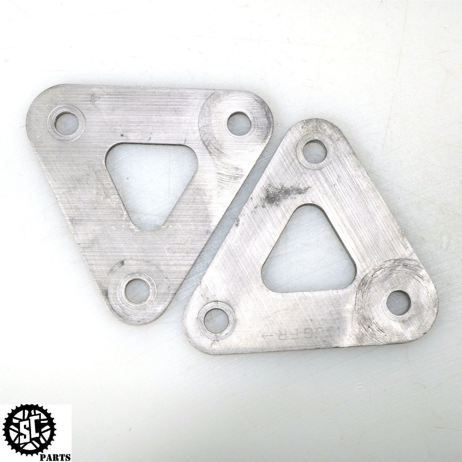 02 03 HONDA CBR954RR REAR SHOCK SUSPENSION LINKAGE DOG BONE H29 - SALVAGECYCLEPARTS