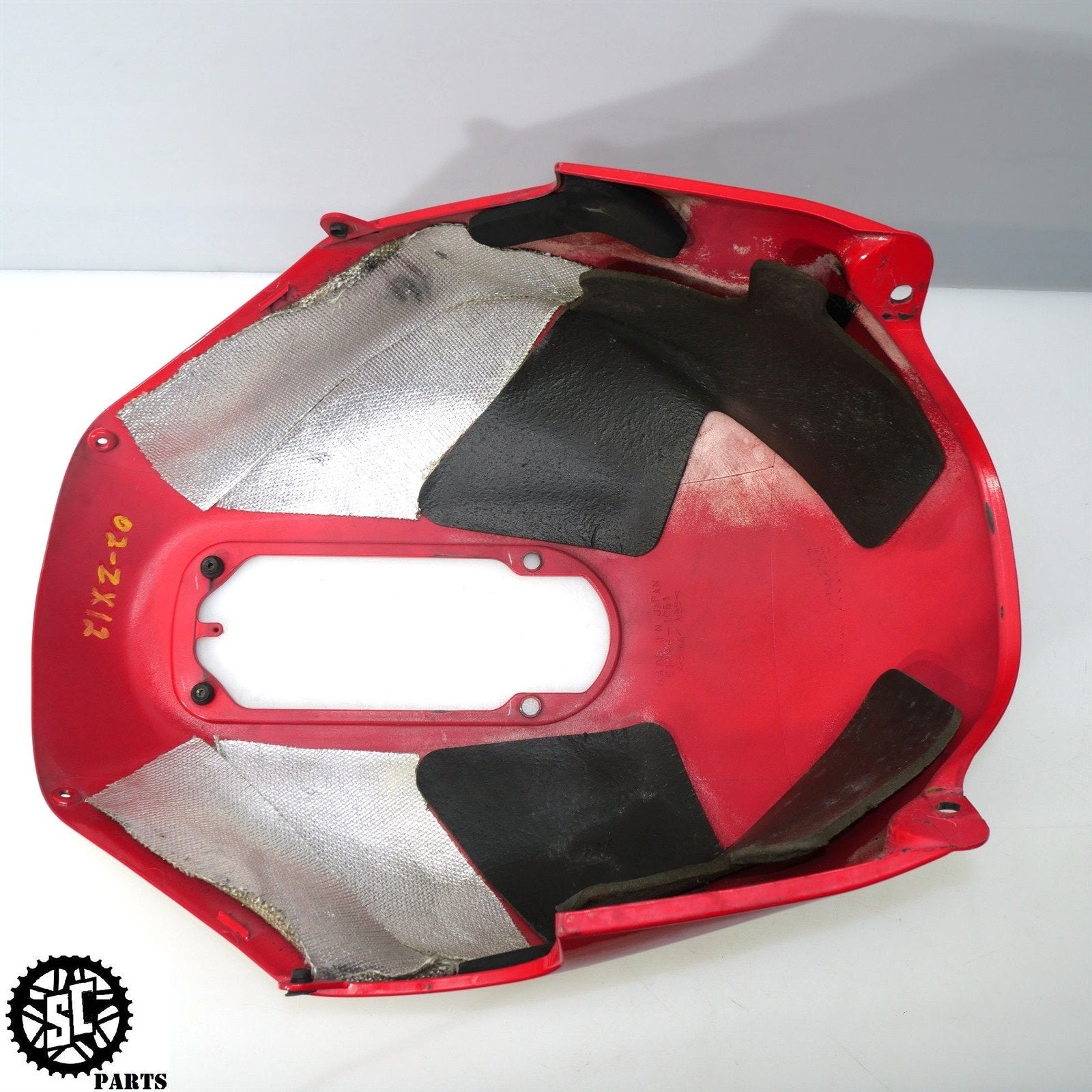 02 - 05 2002 KAWASAKI NINJA ZX12R FUEL GAS TANK FAIRING COVER K71 - SALVAGECYCLEPARTS