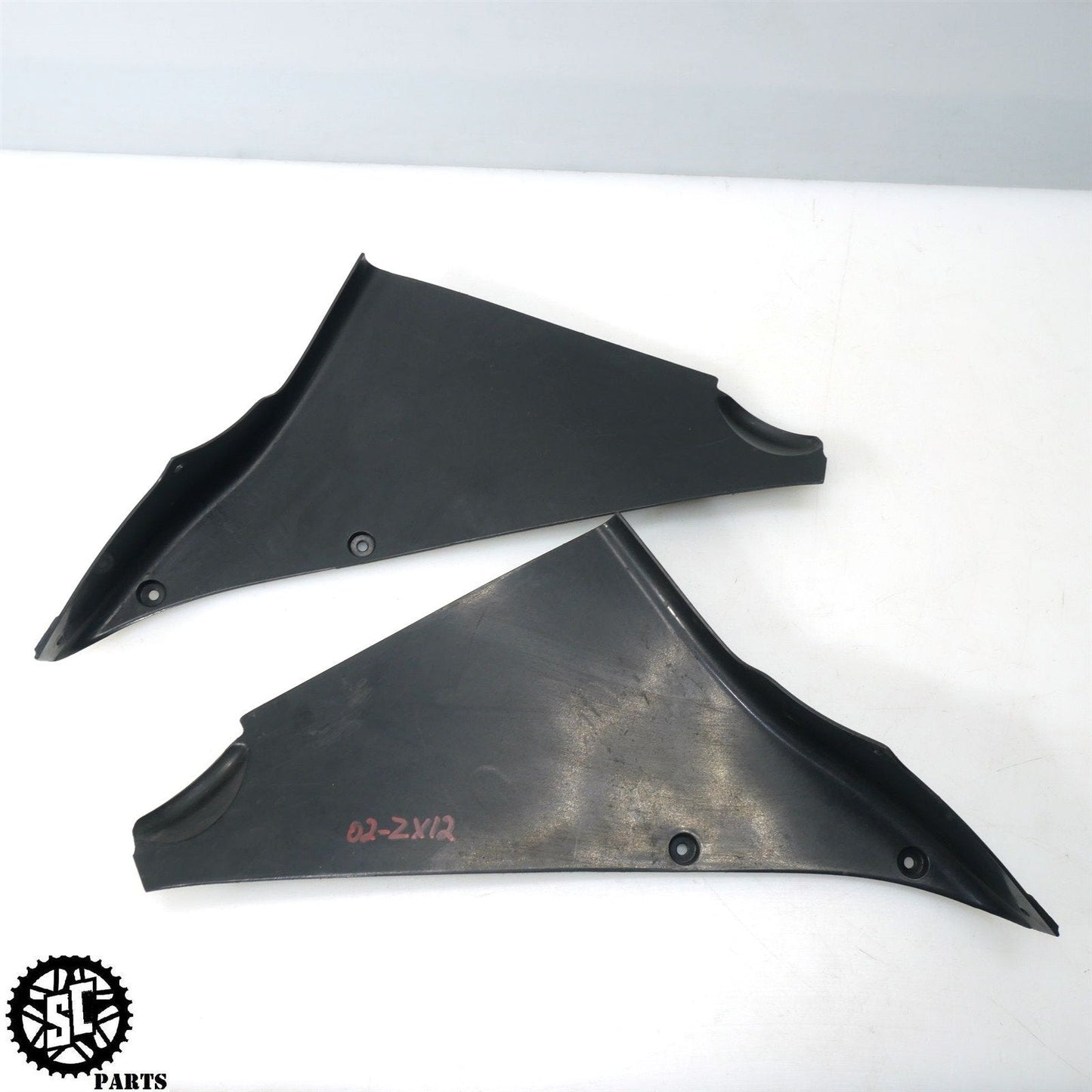 02 - 05 2002 KAWASAKI NINJA ZX12R LEFT RIGHT INNER FAIRING COVER K71 - SALVAGECYCLEPARTS