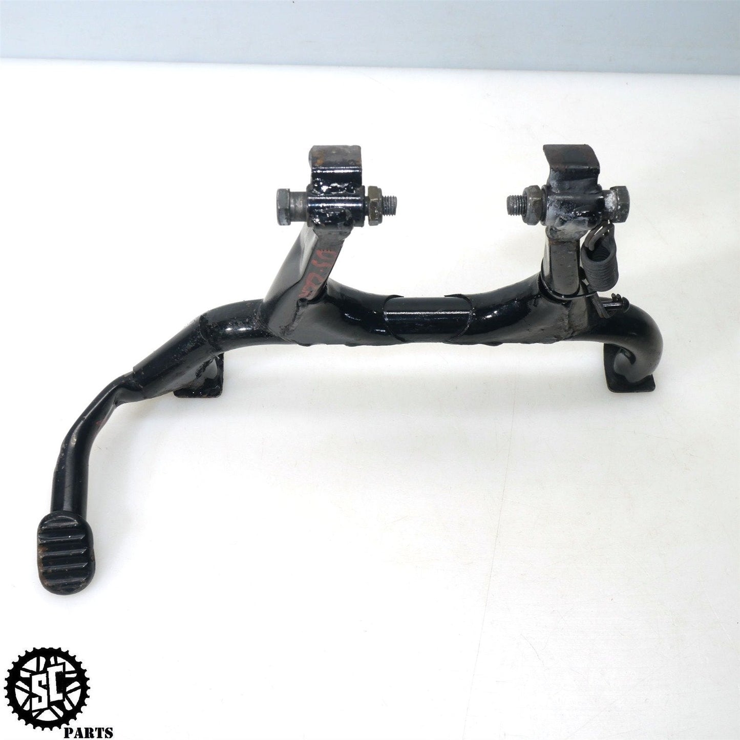 02 - 05 KAWASAKI ZZR1200 CENTER STAND K59 - SALVAGECYCLEPARTS