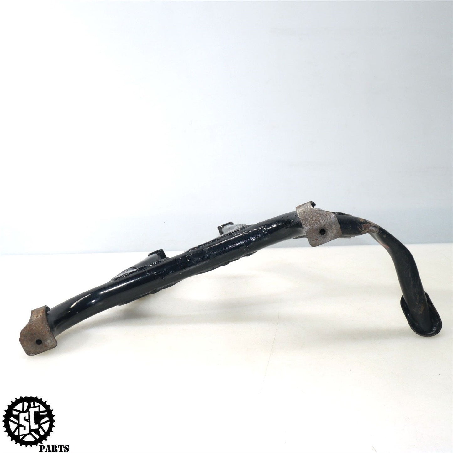 02 - 05 KAWASAKI ZZR1200 CENTER STAND K59 - SALVAGECYCLEPARTS