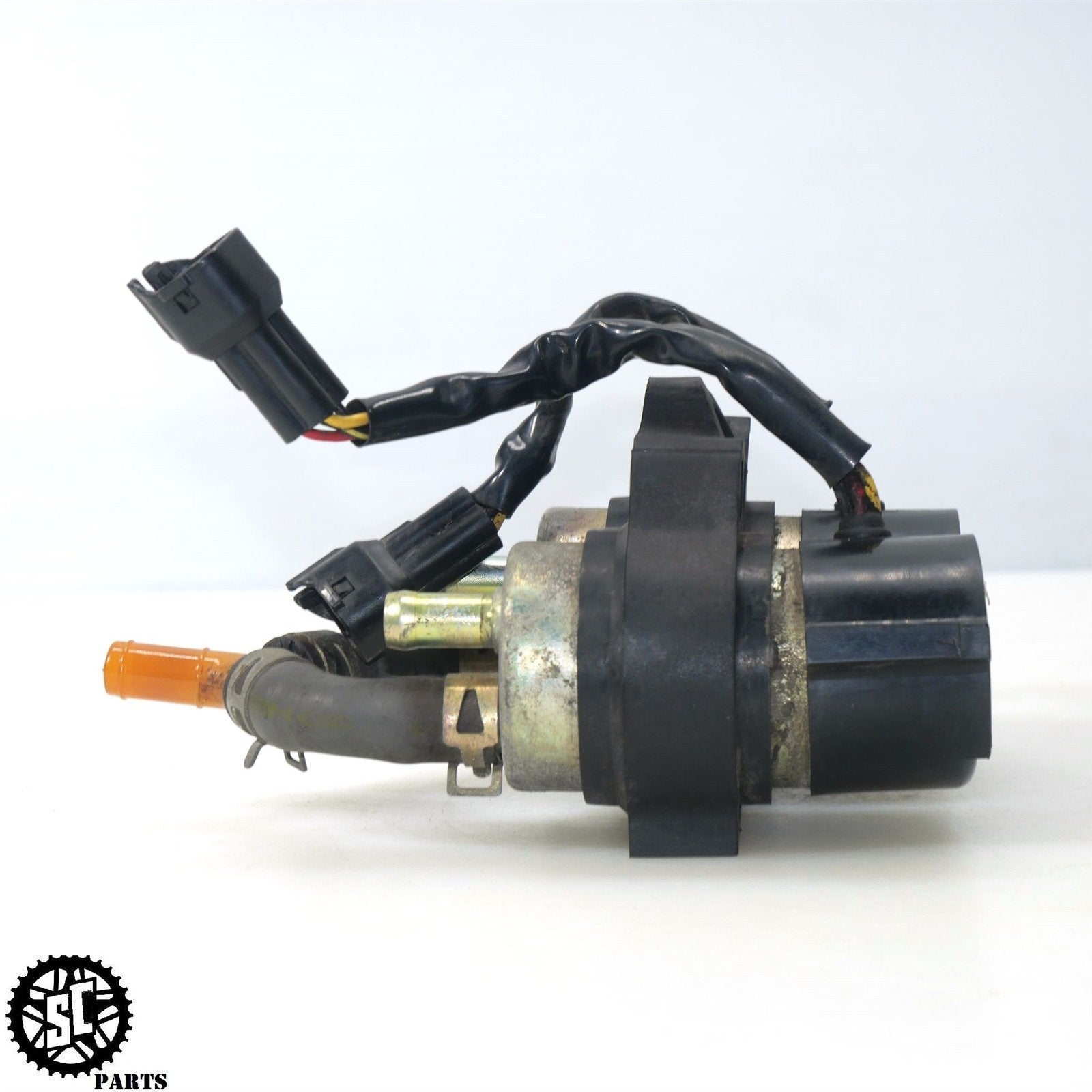 02 - 05 KAWASAKI ZZR1200 FUEL PUMP K59 - SALVAGECYCLEPARTS