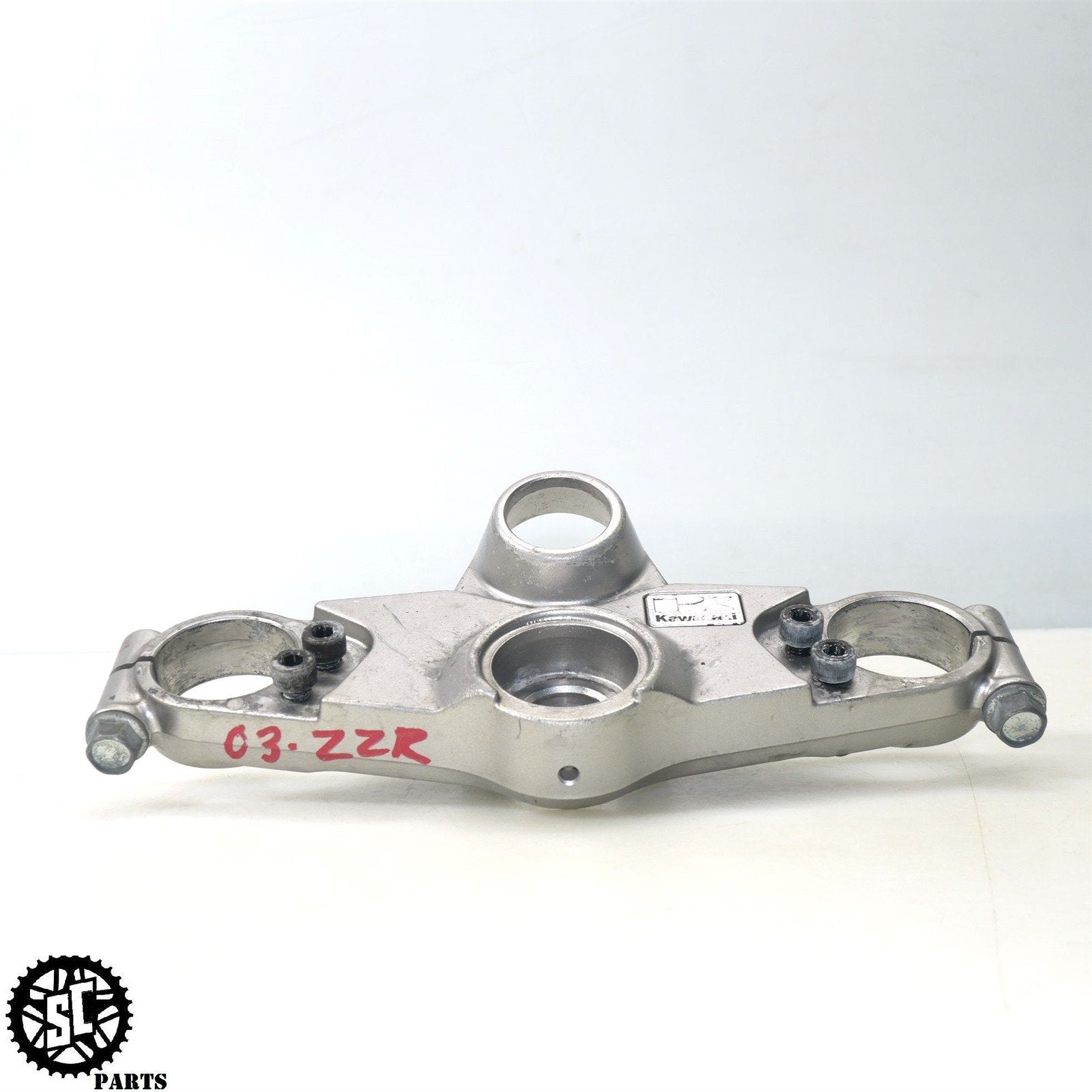 02 - 05 KAWASAKI ZZR1200 UPPER TRIPLE TREE K59 - SALVAGECYCLEPARTS