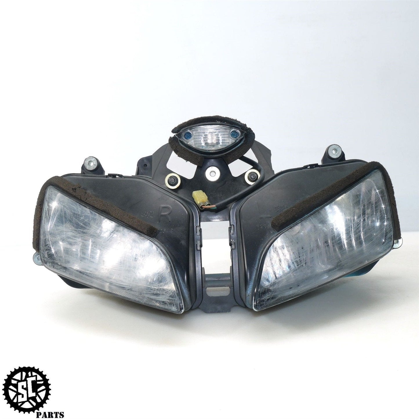 03 04 HONDA CBR600RR HEADLIGHT PILOT LIGHT H43 - SALVAGECYCLEPARTS