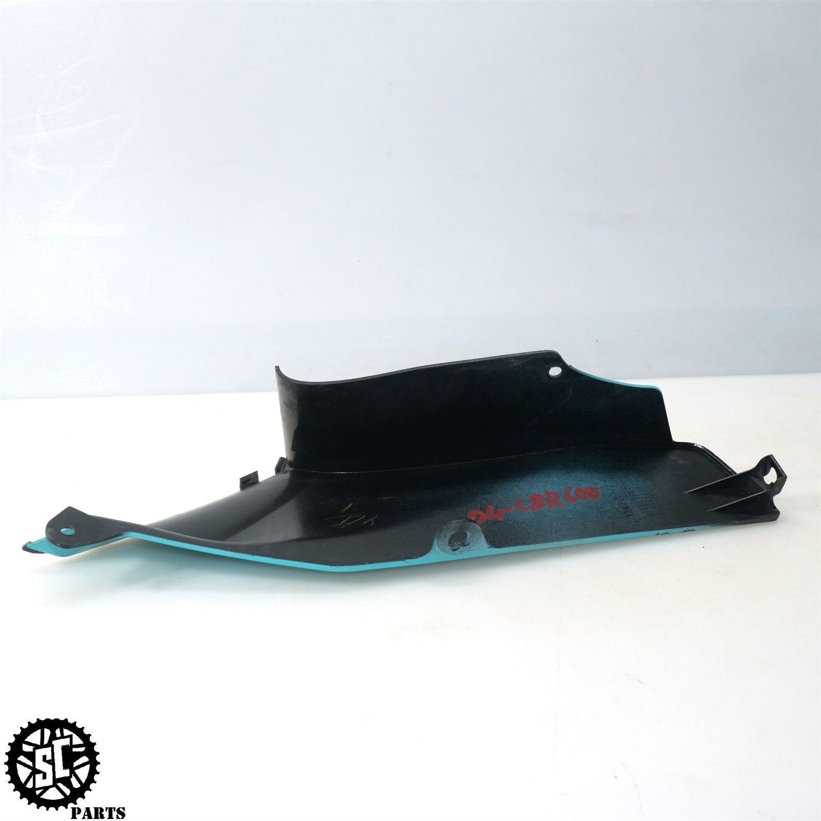 03 04 HONDA CBR600RR LEFT INNER FAIRING RAM AIR DASH DUCT COVER H43 - SALVAGECYCLEPARTS