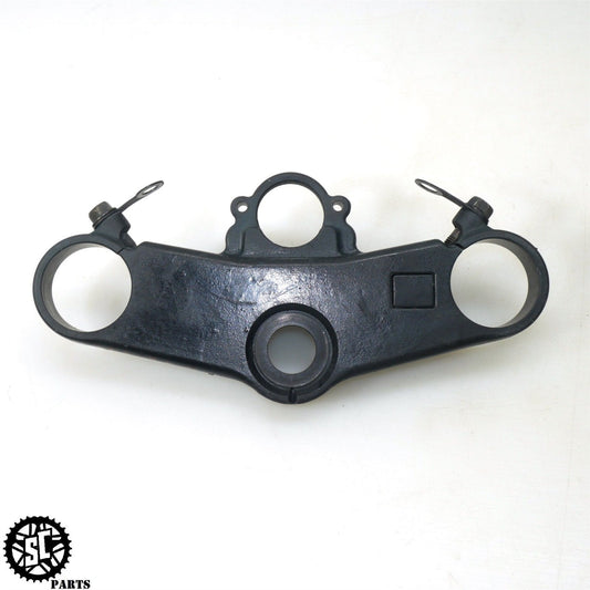 03 04 HONDA CBR600RR UPPER TRIPLE TREE TOP CLAMP H43 - SALVAGECYCLEPARTS