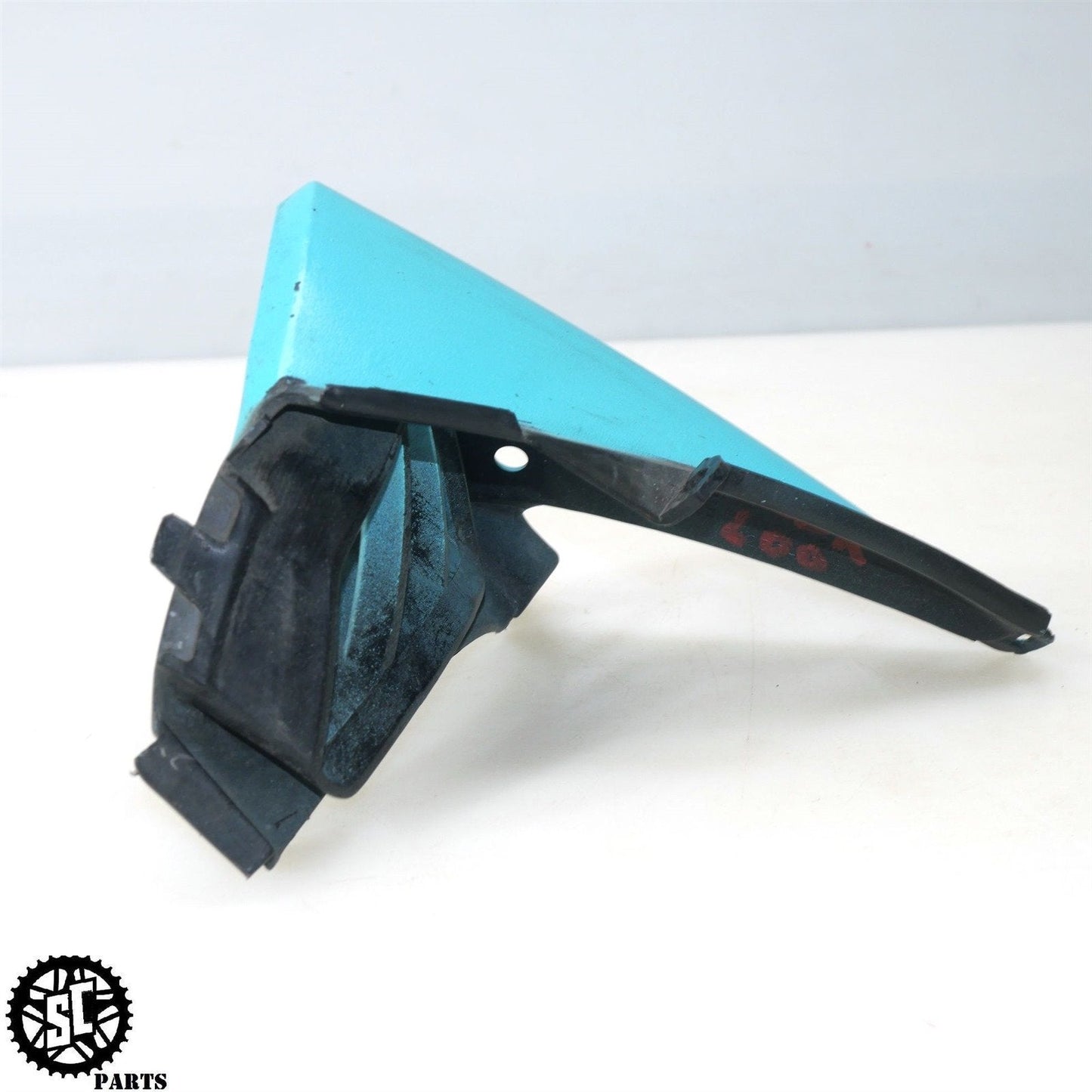 03 04 HONDA CBR600RRAIR INTAKE DUCT GRILL LEFT RIGHT H43 - SALVAGECYCLEPARTS