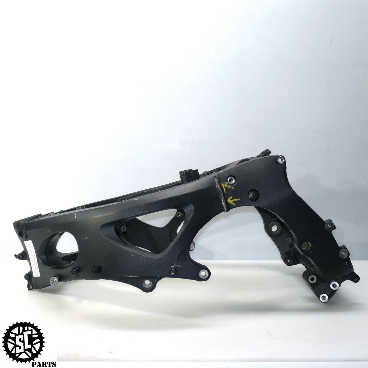 03 - 05 YAMAHA YZF R6 06 - 09 R6S MAIN FRAME CHASSIS *NR* Y26 - SALVAGECYCLEPARTS