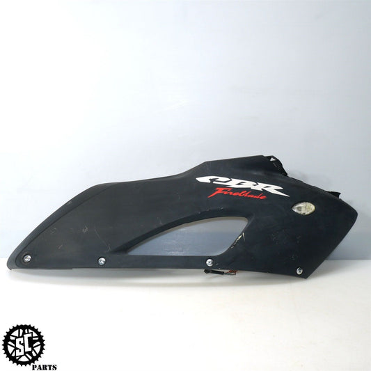 04 - 05 2005 HONDA CBR1000RR RIGHT SIDE MID FAIRING PLASTIC H19 - SALVAGECYCLEPARTS