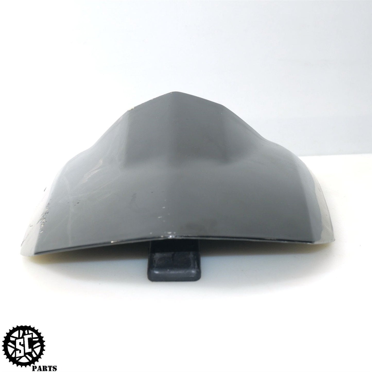 04 - 05 2005 SUZUKI GSXR600 SOLO SEAT COWL FAIRING COVER S61 - SALVAGECYCLEPARTS