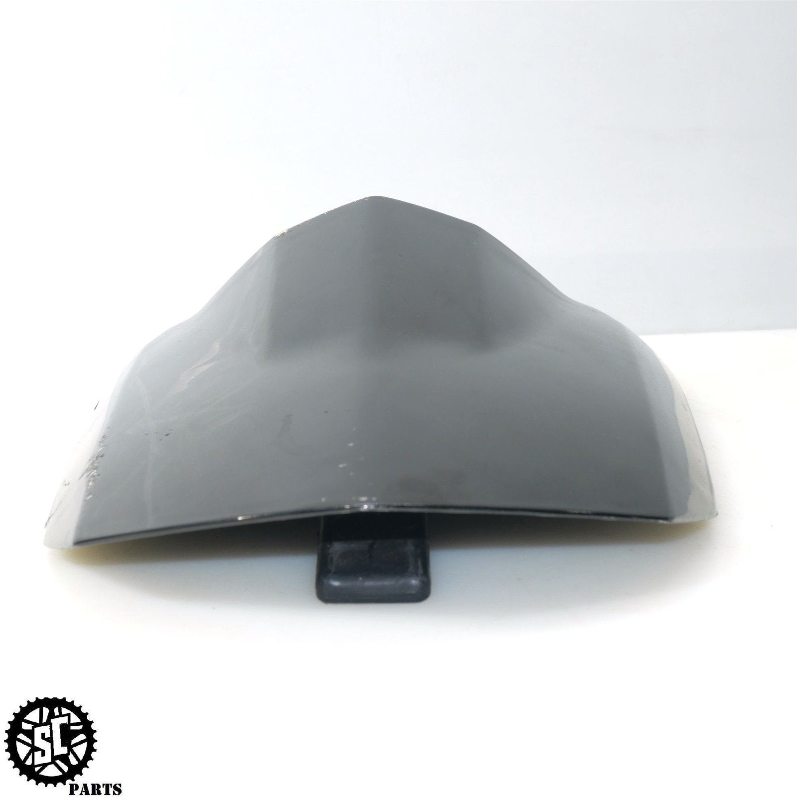 04 - 05 2005 SUZUKI GSXR600 SOLO SEAT COWL FAIRING COVER S61 - SALVAGECYCLEPARTS