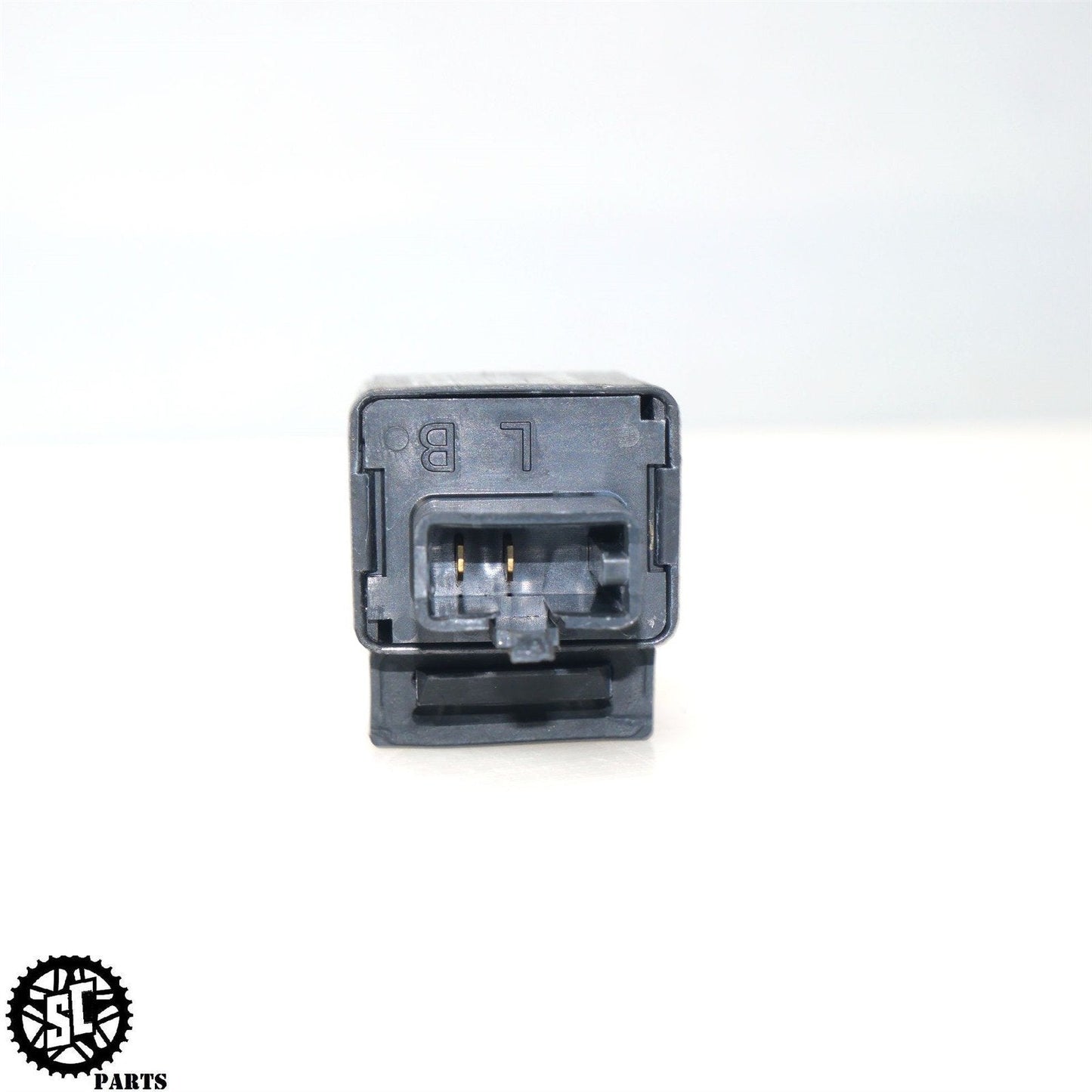 04 05 KAWASAKI NINJA ZX10R BLINKER TURN SIGNAL FLASHER RELAY SWITCH K11 - SALVAGECYCLEPARTS