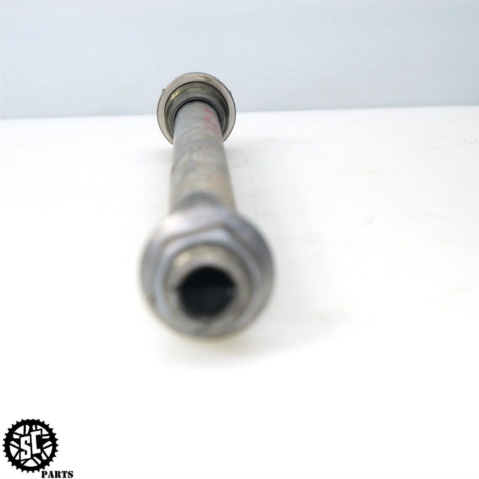 04 05 KAWASAKI NINJA ZX10R REAR SWINGARM SUSPENSION PIVOT BOLT K11 - SALVAGECYCLEPARTS