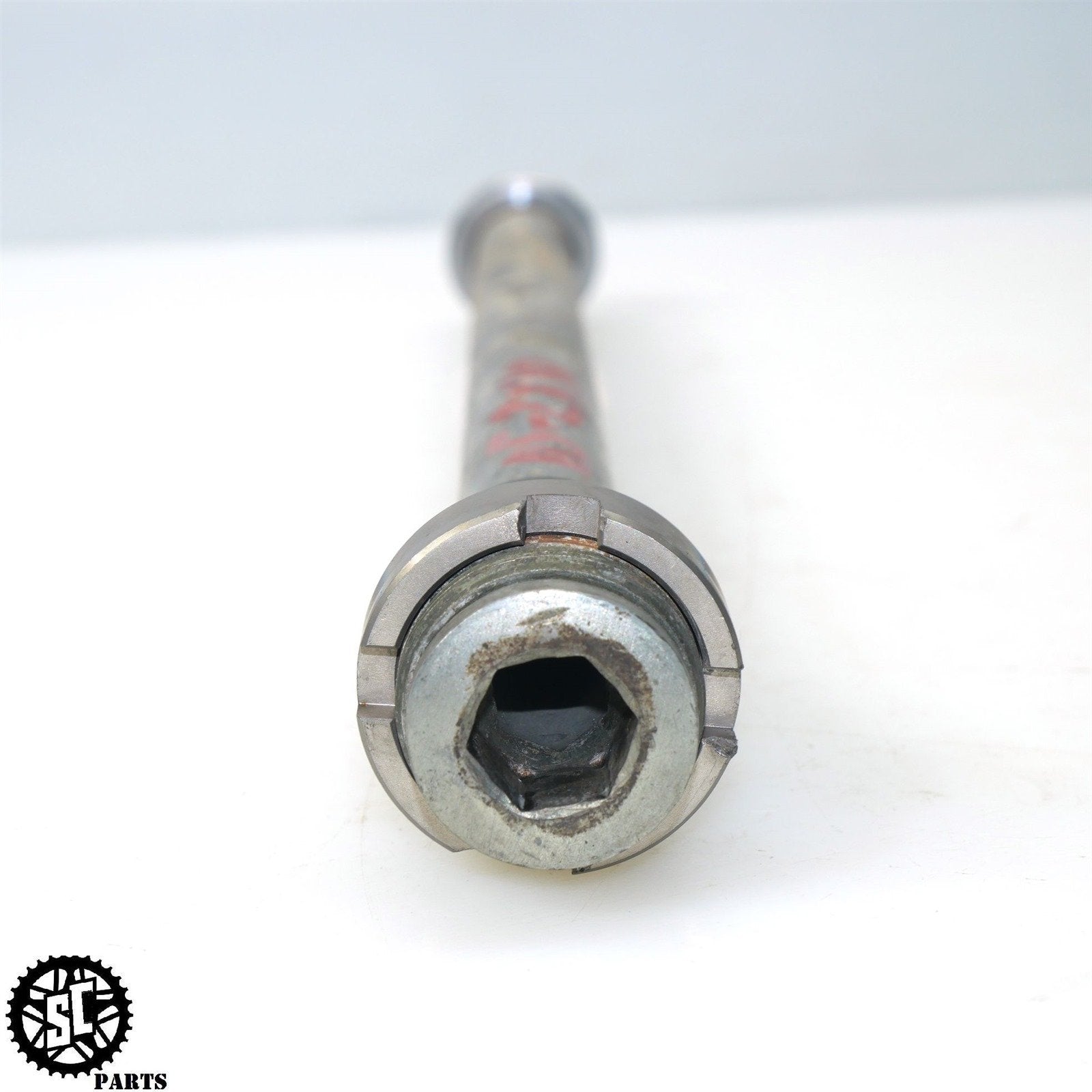 04 05 KAWASAKI NINJA ZX10R REAR SWINGARM SUSPENSION PIVOT BOLT K11 - SALVAGECYCLEPARTS