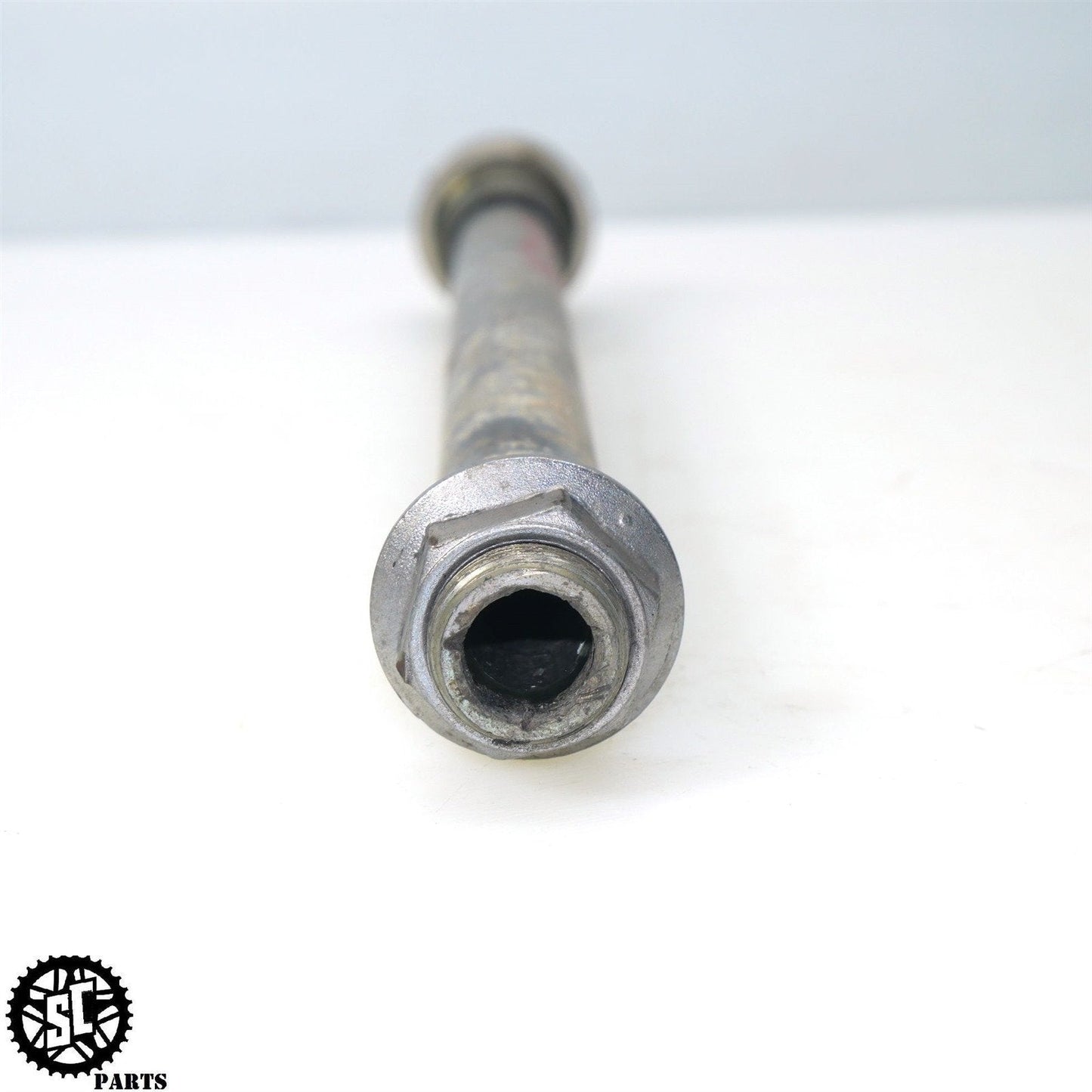 04 05 KAWASAKI NINJA ZX10R REAR SWINGARM SUSPENSION PIVOT BOLT K11 - SALVAGECYCLEPARTS