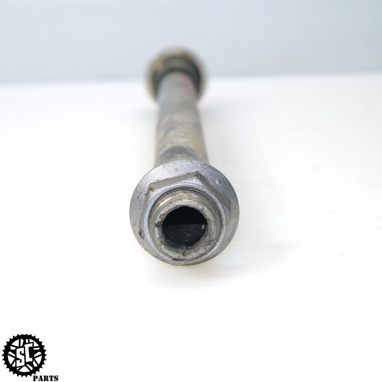 04 05 KAWASAKI NINJA ZX10R REAR SWINGARM SUSPENSION PIVOT BOLT K11 - SALVAGECYCLEPARTS