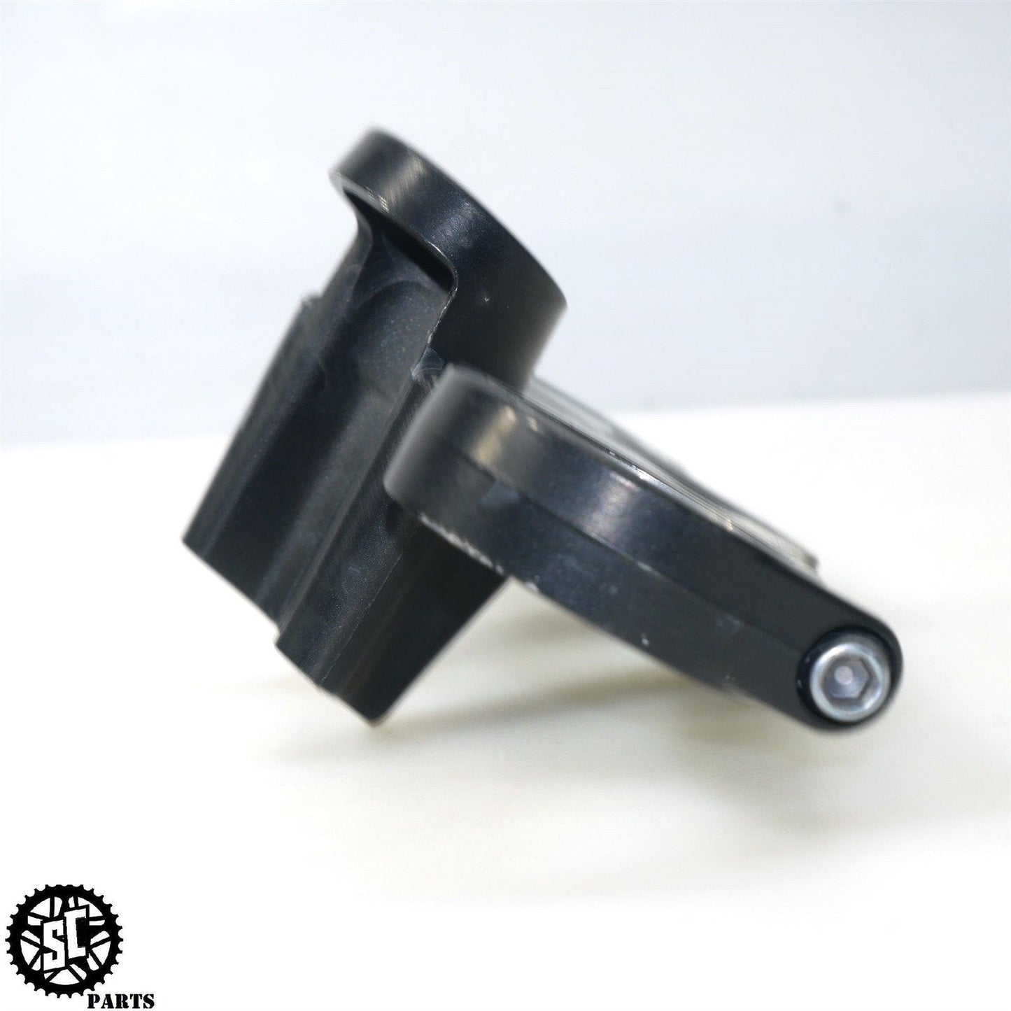 04 - 05 KAWASAKI NINJA ZX10R UPPER TRIPLE TREE CLAMP 44039 - 0005 K68 - SALVAGECYCLEPARTS