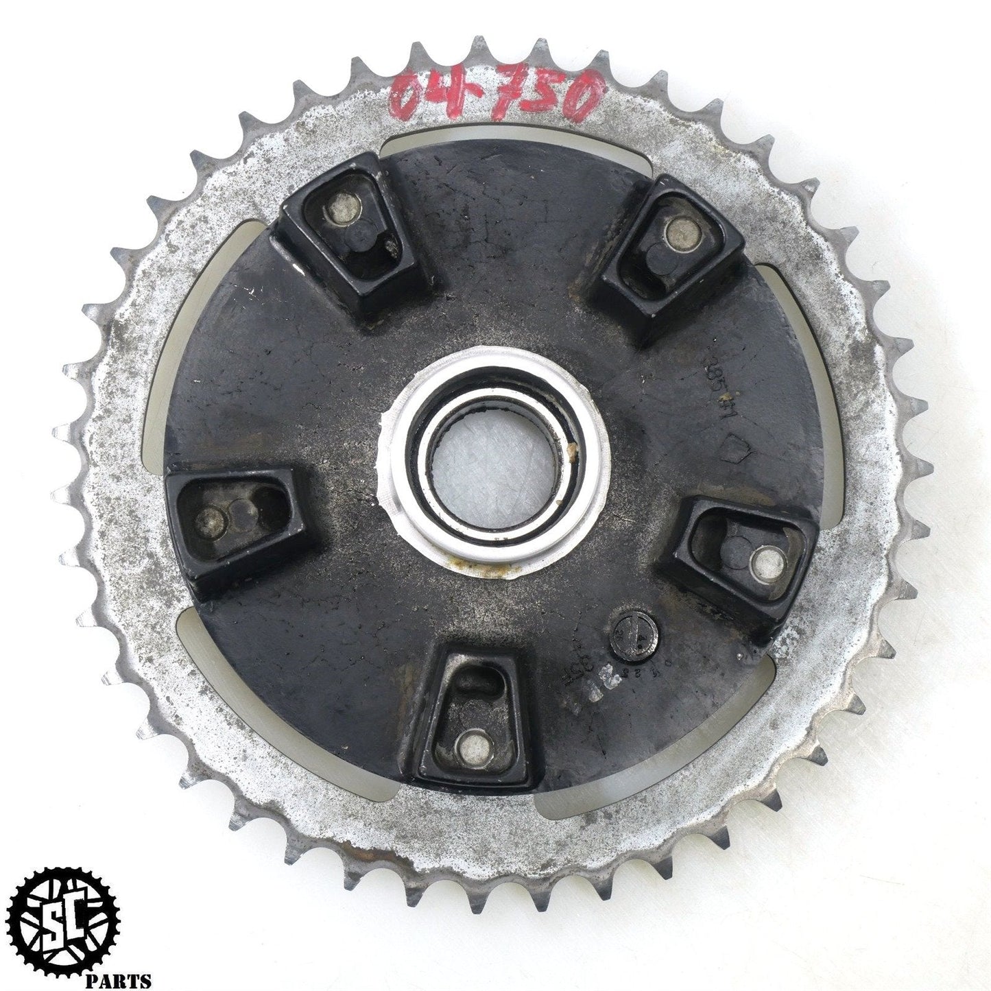 04 05 SUZUKI GSXR 600 750 REAR WHEEL HUB S24 - SALVAGECYCLEPARTS