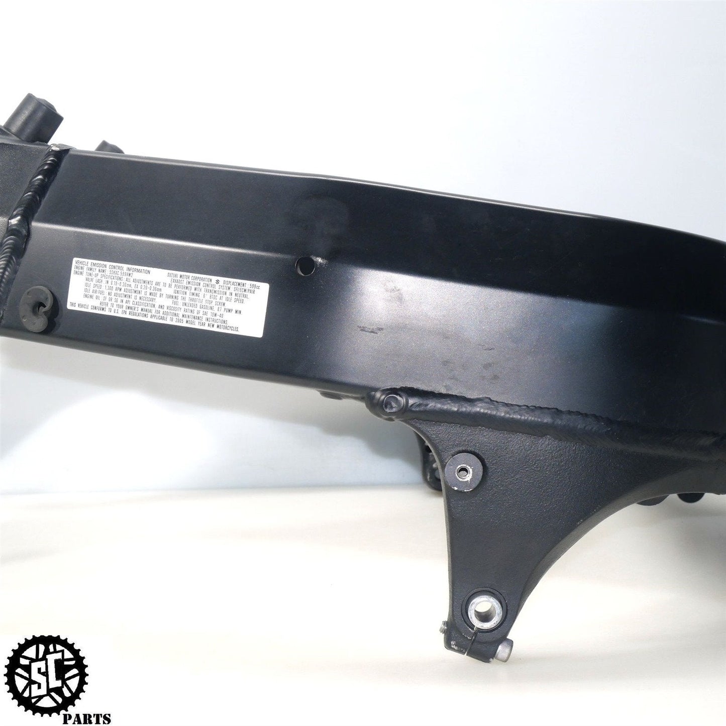 04 05 SUZUKI GSXR 600 FRAME CHASSIS *S* S33 - SALVAGECYCLEPARTS