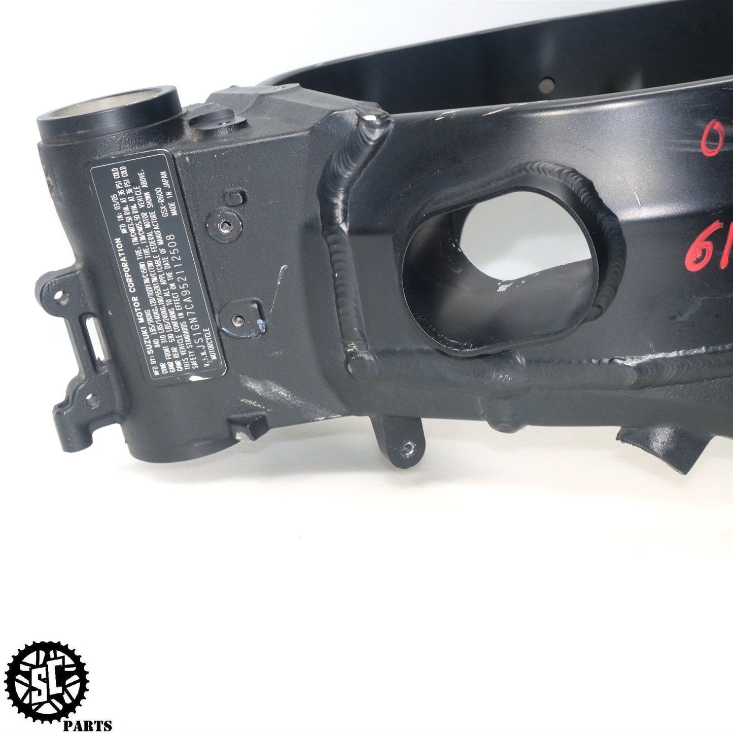 04 05 SUZUKI GSXR 600 FRAME CHASSIS *S* S33 - SALVAGECYCLEPARTS