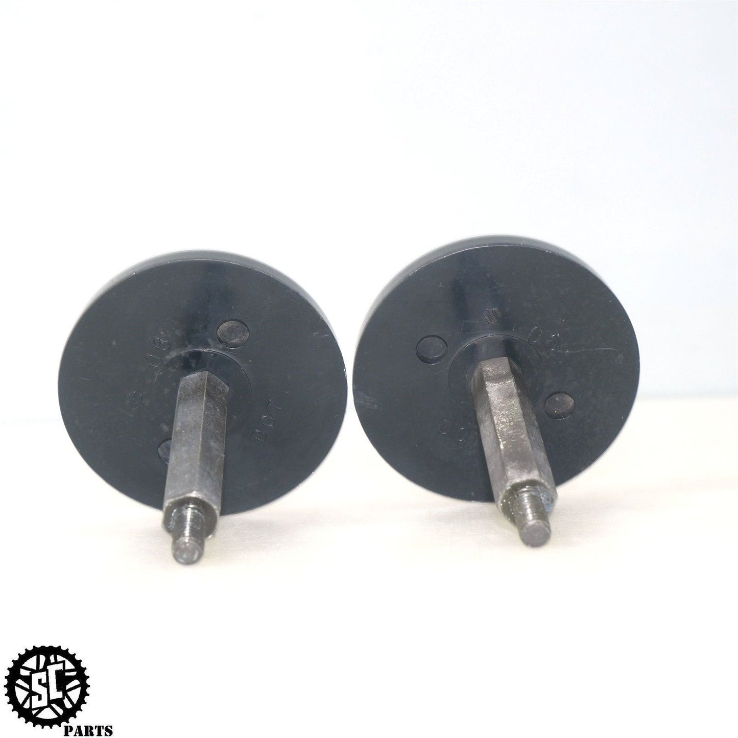 04 05 SUZUKI GSXR 600 FRONT REFLECTOR S33 - SALVAGECYCLEPARTS