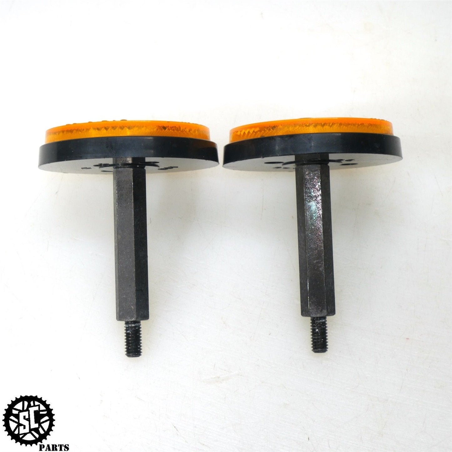 04 05 SUZUKI GSXR 600 FRONT REFLECTOR S33 - SALVAGECYCLEPARTS