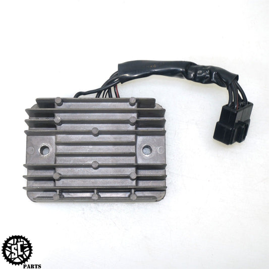 04 05 SUZUKI GSXR 600 RECTIFIER VOLTAGE REGULATOR S33 - SALVAGECYCLEPARTS