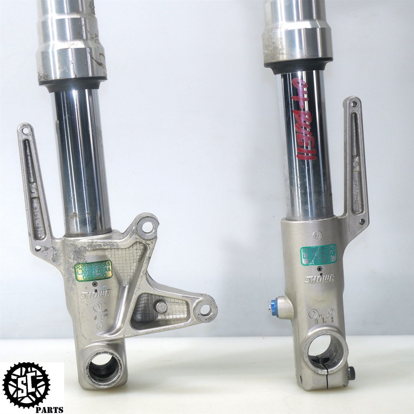 04 - 06 BUELL LIGHTNING XB12 FRONT END FORK TUBE STRAIGHT HB08 - SALVAGECYCLEPARTS