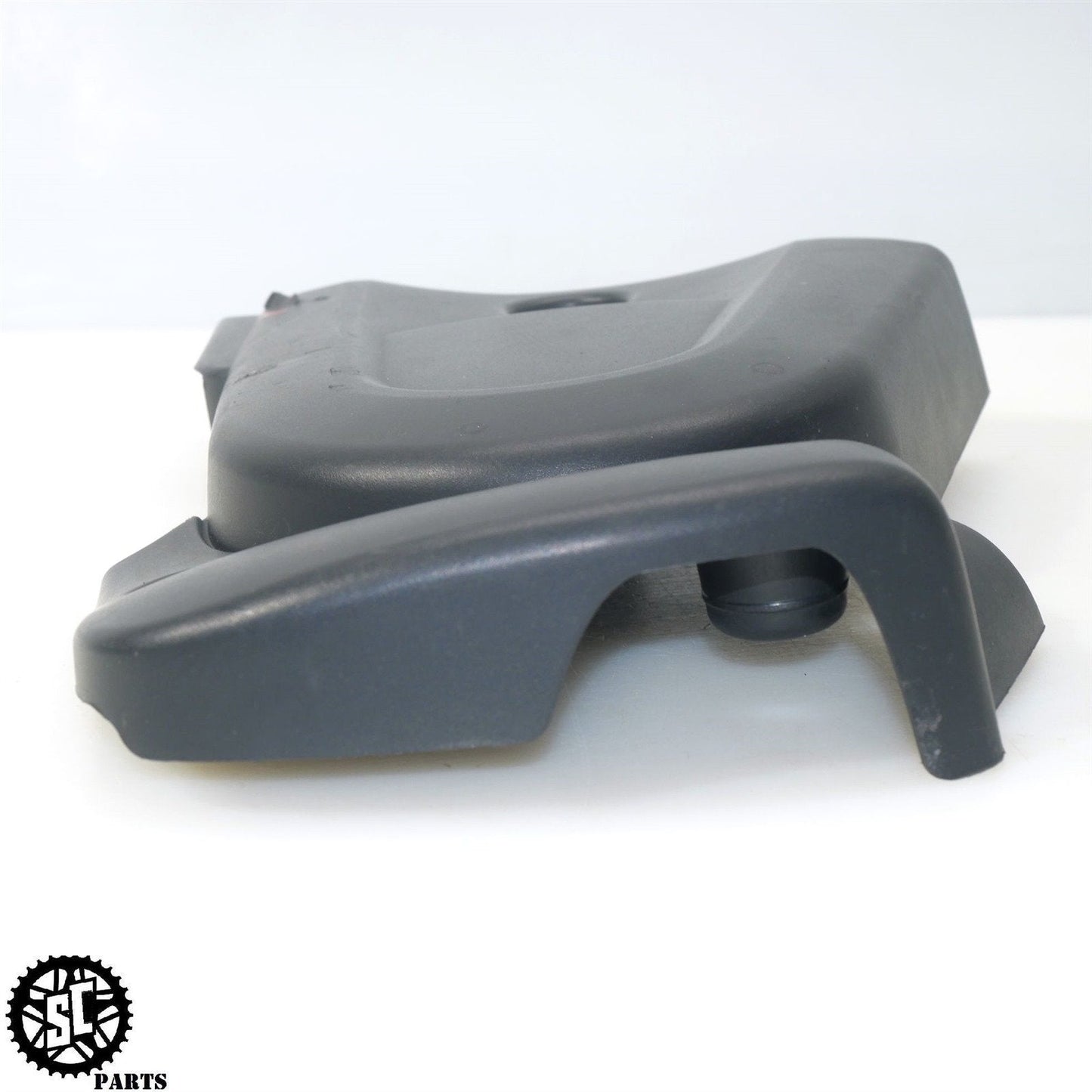 04 - 06 BUELL LIGHTNING XB12 FRONT SPROCKET COVER HB08 - SALVAGECYCLEPARTS