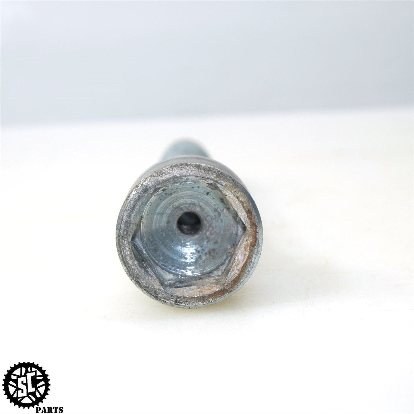 04 - 06 BUELL LIGHTNING XB12 REAR SWINGARM PIVOT BOLT HB08 - SALVAGECYCLEPARTS