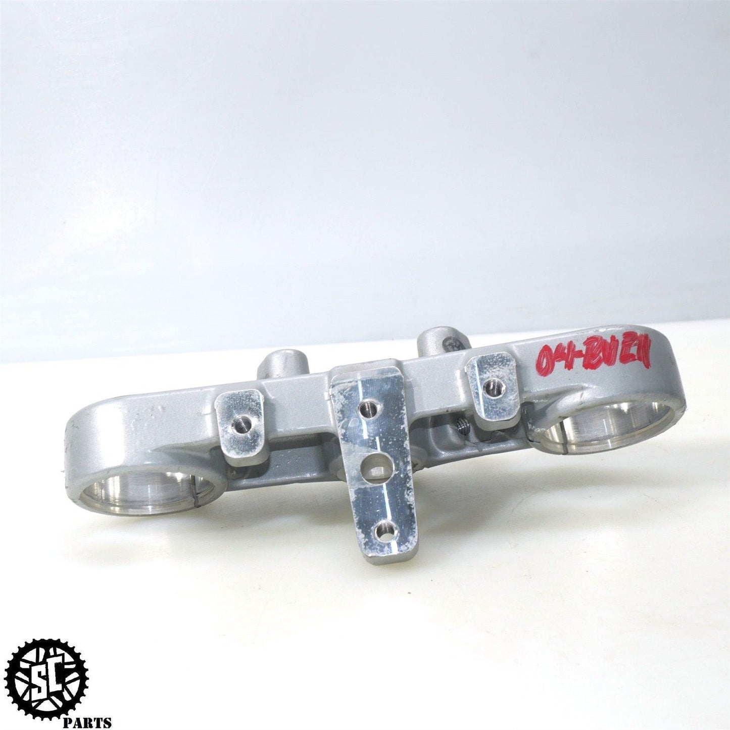 04 - 06 BUELL LIGHTNING XB12 UPPER TRIPLE TREE HB08 - SALVAGECYCLEPARTS