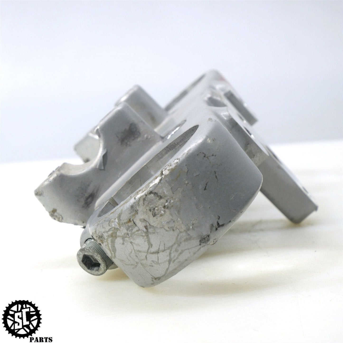 04 - 06 BUELL LIGHTNING XB12 UPPER TRIPLE TREE HB08 - SALVAGECYCLEPARTS