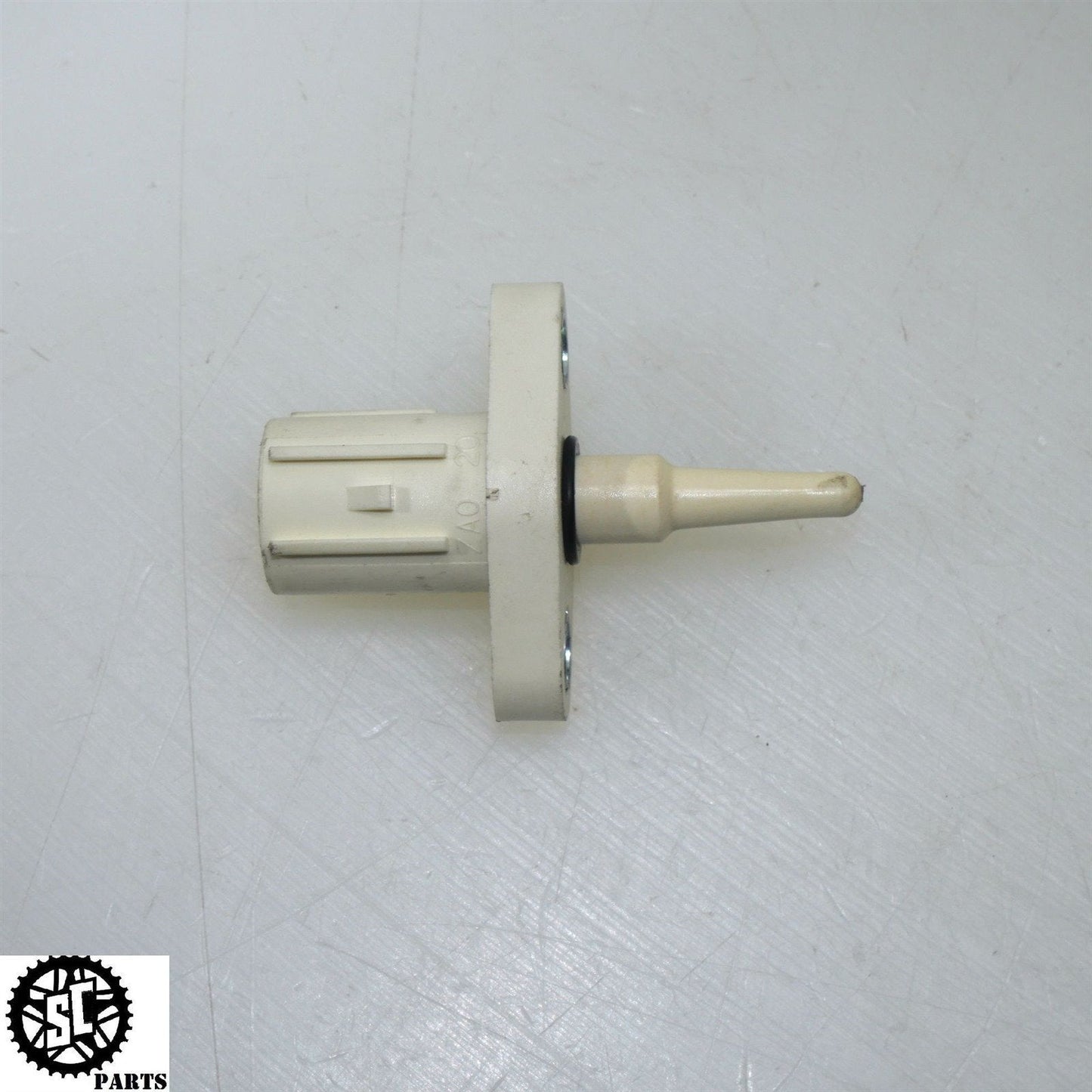 04 - 07 HONDA CBR1000RR AIR BOX TEMPERATURE SENSOR H32 - SALVAGECYCLEPARTS