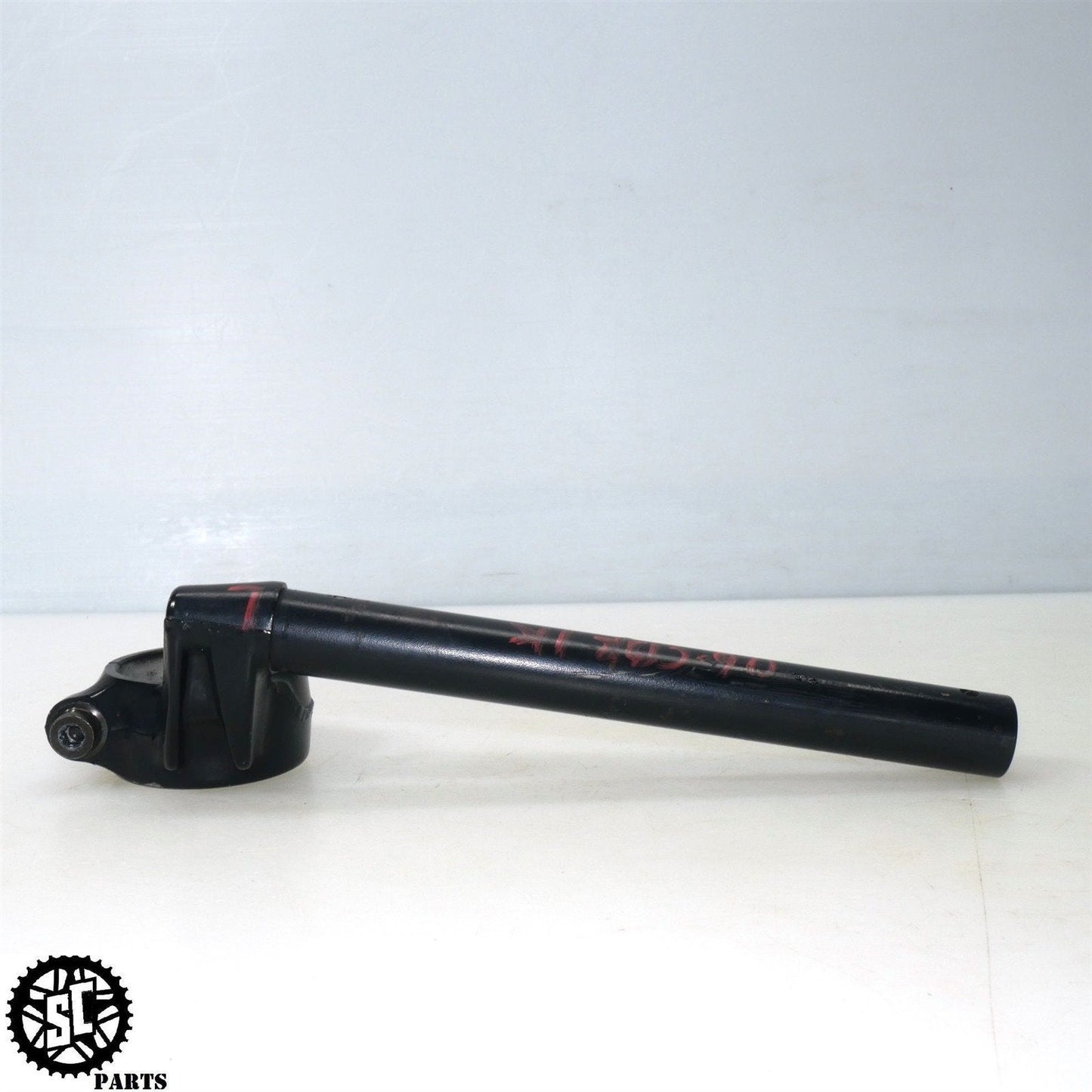 04 - 07 HONDA CBR1000RR LEFT CLIP ON 53150MELD00 H32 - SALVAGECYCLEPARTS