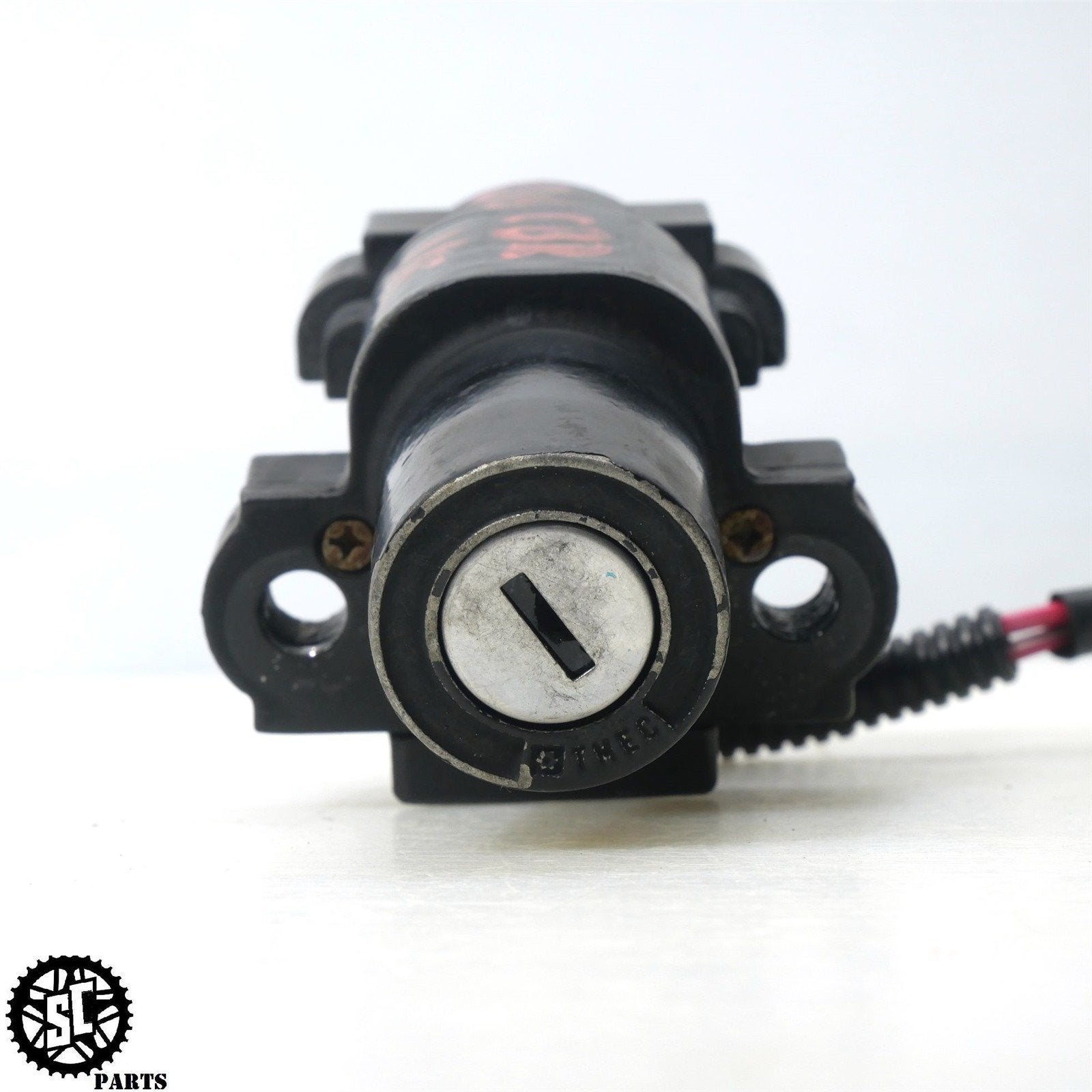 04 - 07 HONDA CBR1000RR LOCK SET IGNITION SWITCH H32 - SALVAGECYCLEPARTS