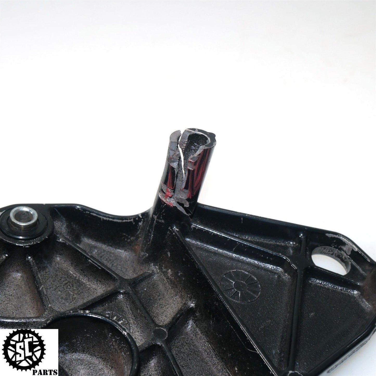 05 06 2005 SUZUKI GSXR1000 FRONT SPROCKET COVER S66 - SALVAGECYCLEPARTS