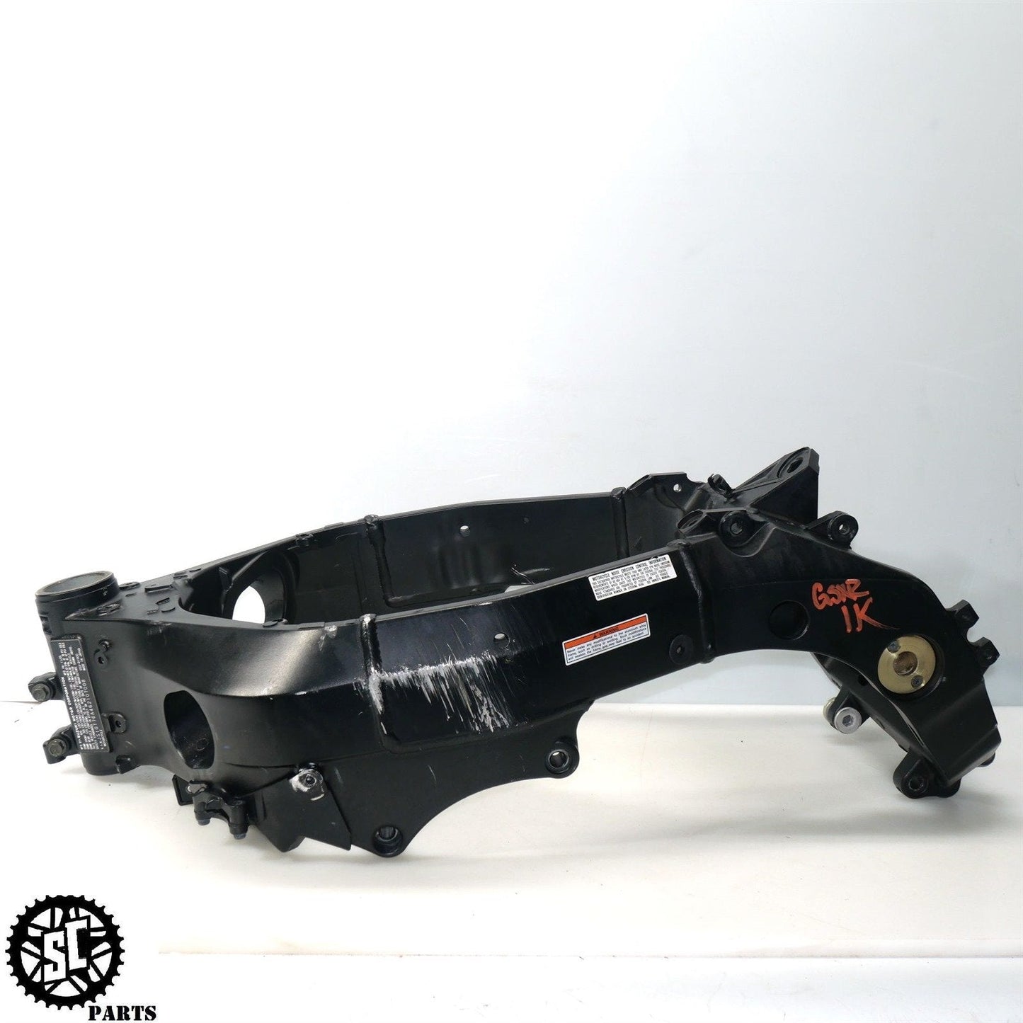 05 06 2005 SUZUKI GSXR1000 MAIN FRAME CHASSIS *S* S66 - SALVAGECYCLEPARTS