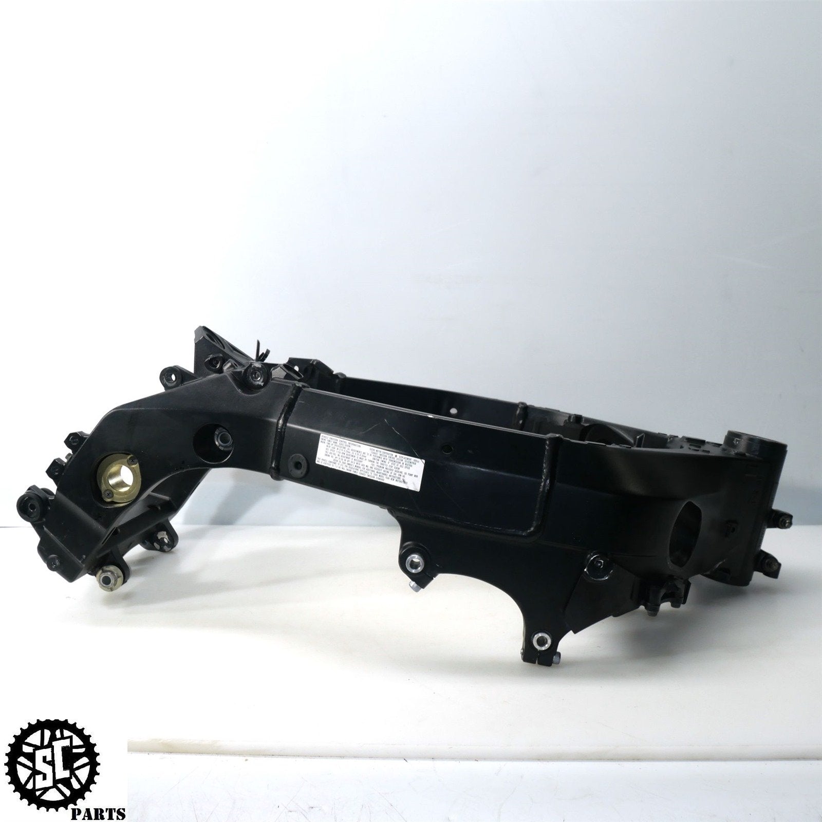 05 06 2005 SUZUKI GSXR1000 MAIN FRAME CHASSIS *S* S66 - SALVAGECYCLEPARTS