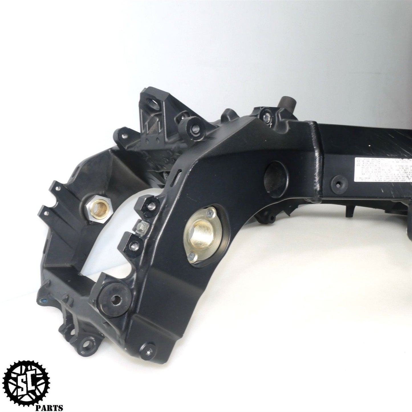 05 06 SUZUKI GSXR 1000 FRAME CHASSIS *S* S68 - SALVAGECYCLEPARTS