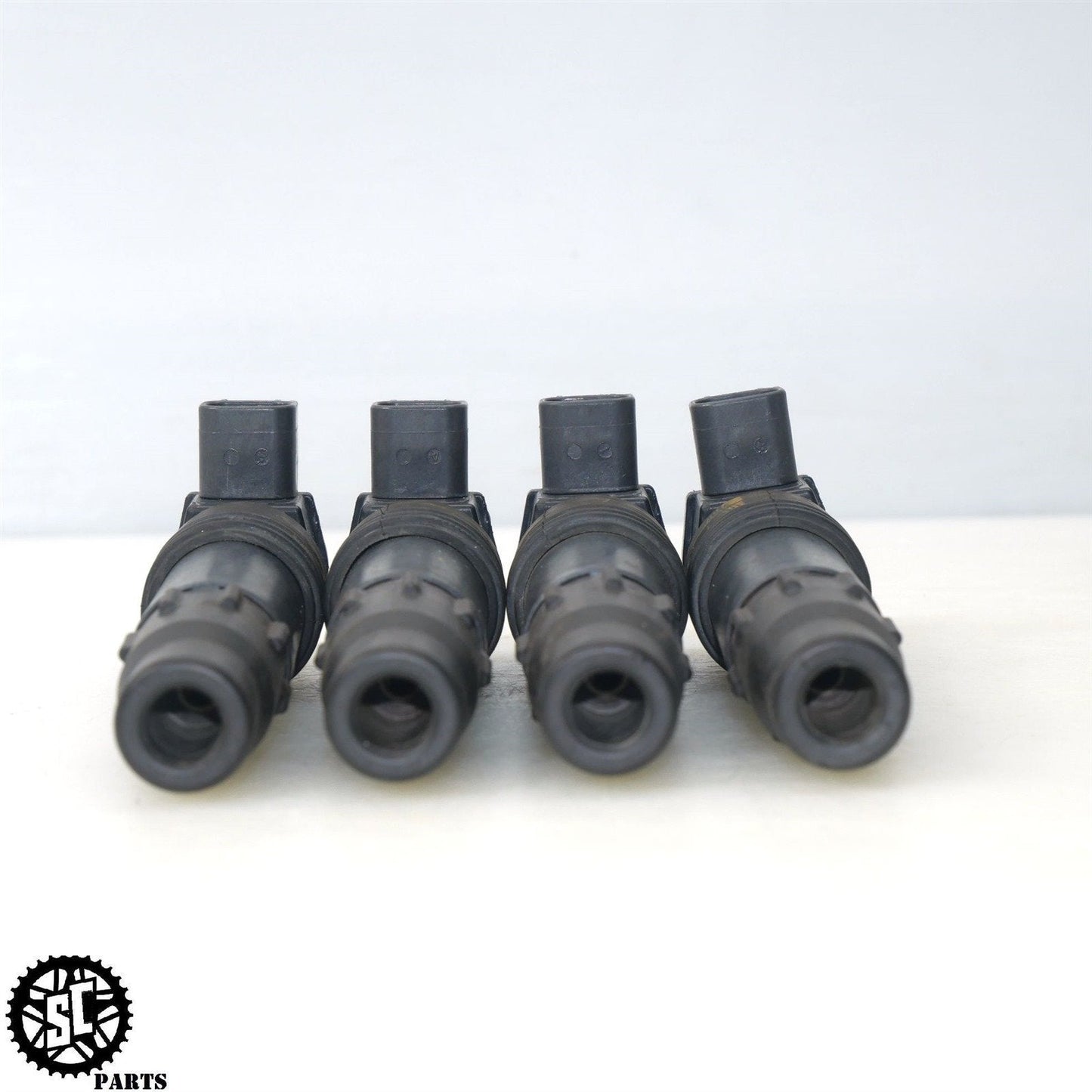 05 06 SUZUKI GSXR 1000 IGNITION COILS DENSO J0440 S68 - SALVAGECYCLEPARTS