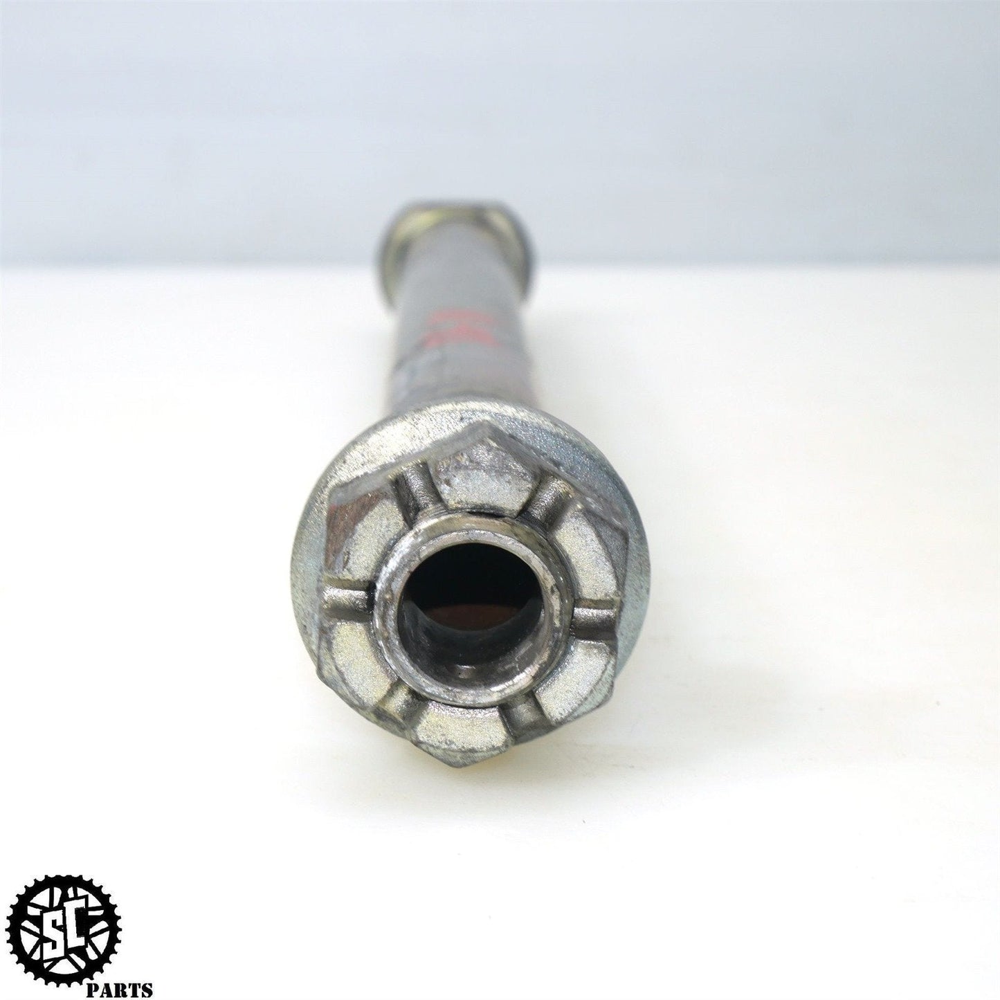 05 06 SUZUKI GSXR 1000 REAR BACK AXLE BOLT S68 - SALVAGECYCLEPARTS