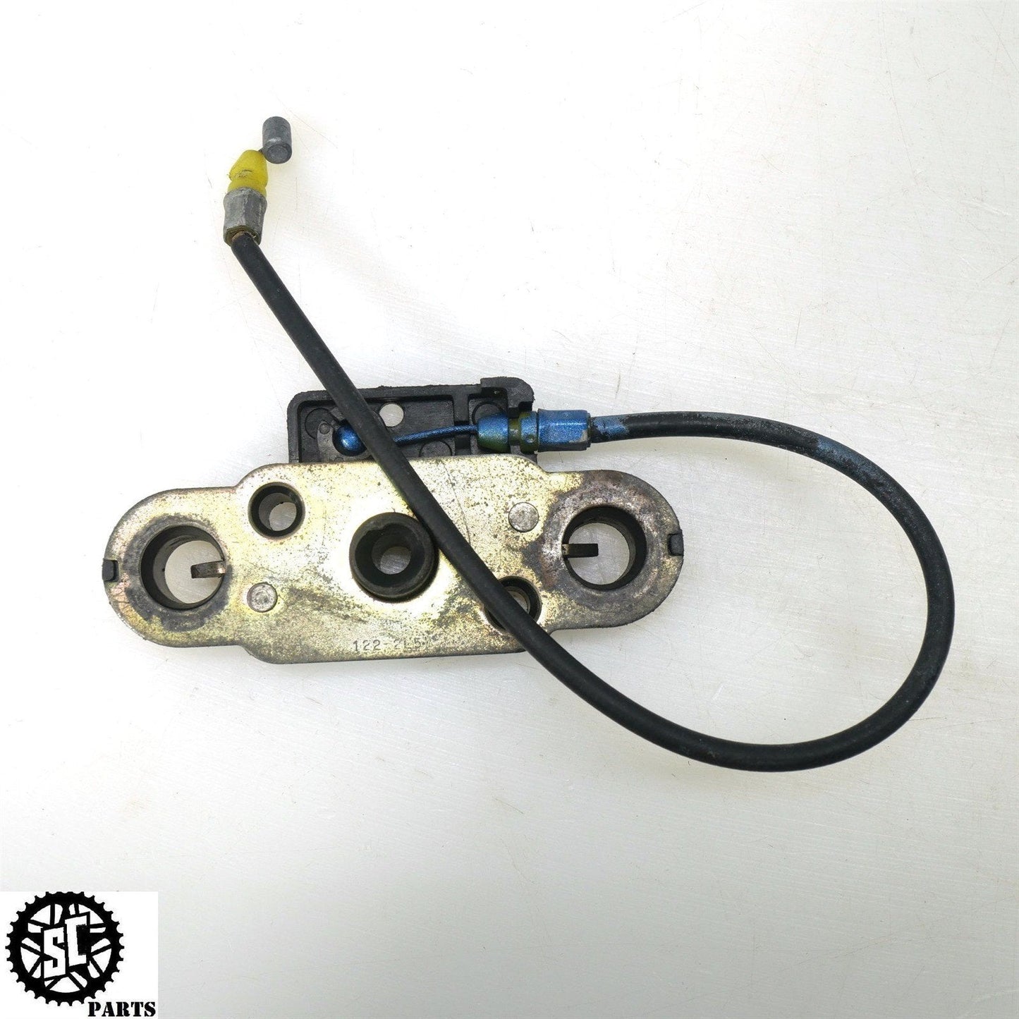 05 06 SUZUKI GSXR 1000 SEAT LATCH CABLE S53 - SALVAGECYCLEPARTS